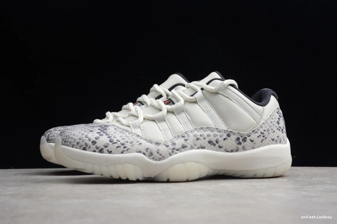 SE Light Jordan Bone Air CD6846-002 Low 11 Snake 0922